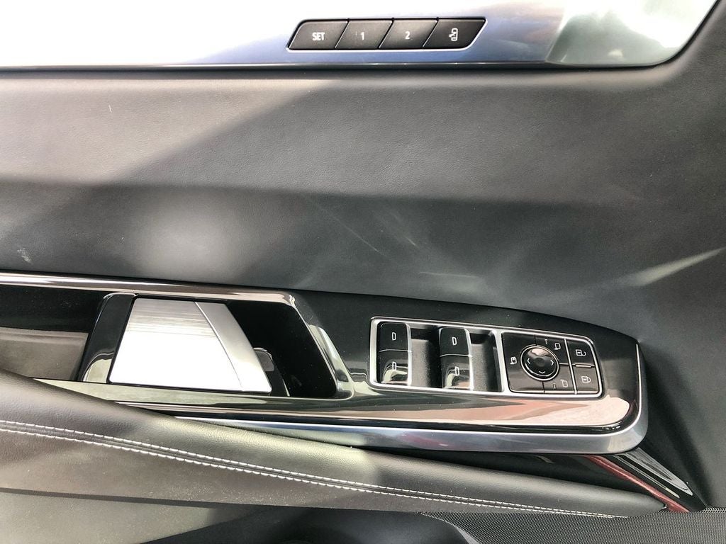 2026 Cadillac Escalade ESV Platinum Luxury