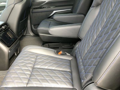 2025 Cadillac ESCALADE IQ Sport 1