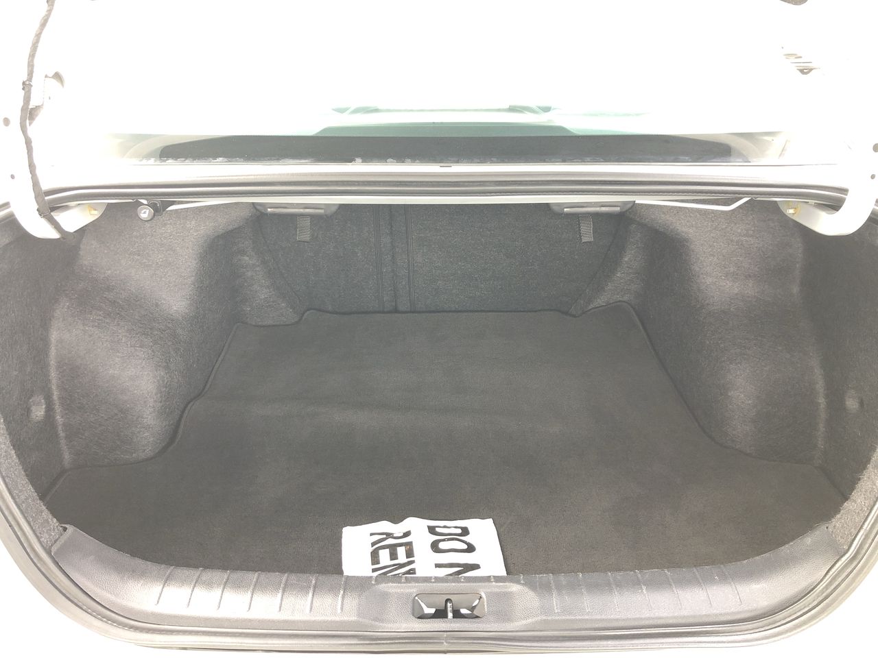 2025 Nissan Altima SV - Photo 9