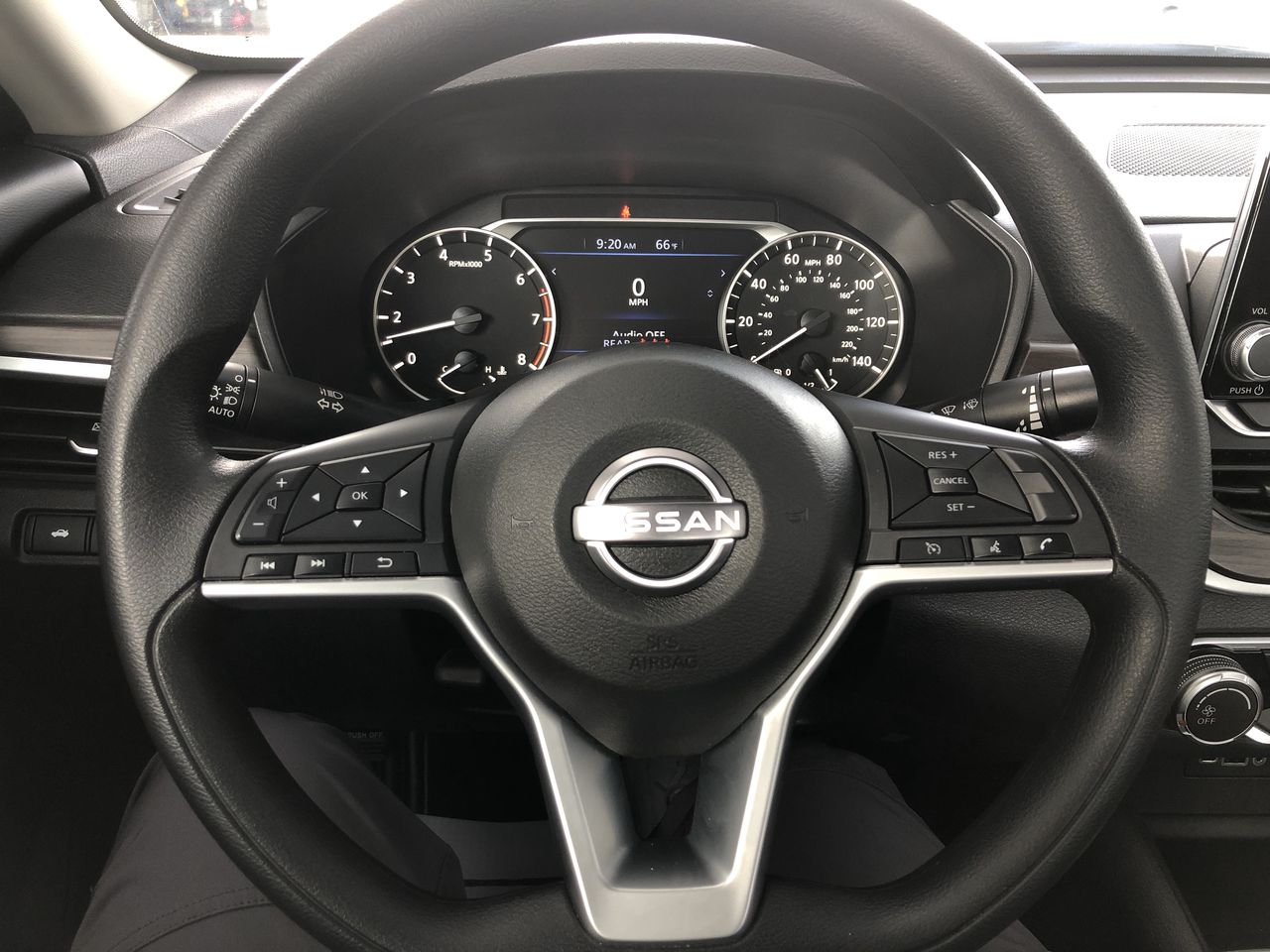 2025 Nissan Altima SV FWD