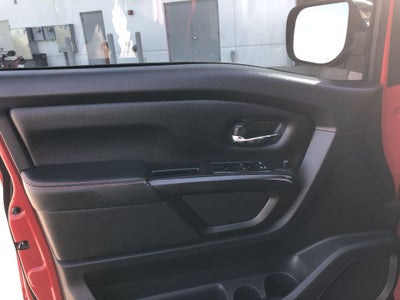 2021 Nissan TITAN Crew Cab PRO-4X 4x4