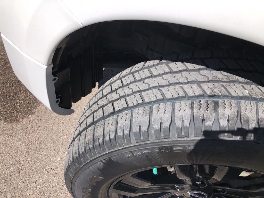 2024 Nissan TITAN Crew Cab SV 4x4