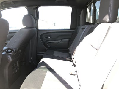 2024 Nissan TITAN Crew Cab SV 4x4