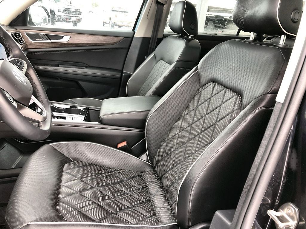 2025 Volkswagen Atlas 2.0T SEL Premium R-Line