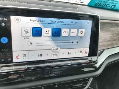 2025 Volkswagen Atlas 2.0T SEL Premium R-Line