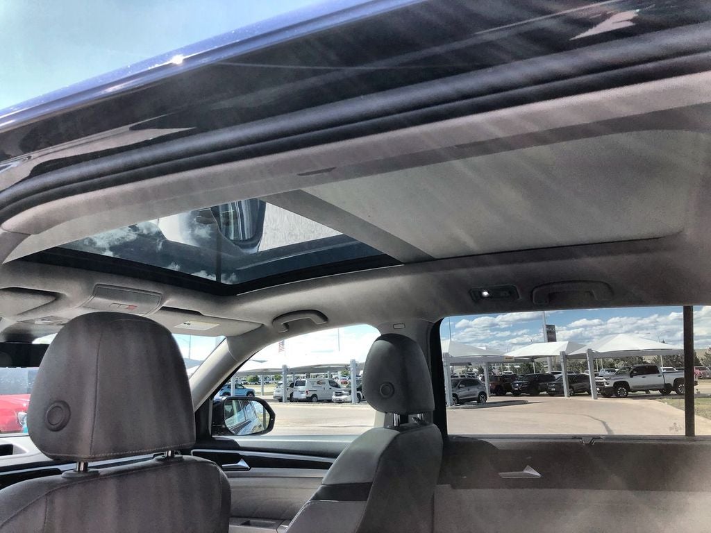 2022 Volkswagen Atlas 3.6L V6 SEL Premium R-Line