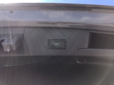 2022 Volkswagen Atlas Cross Sport 3.6L V6 SEL R-Line