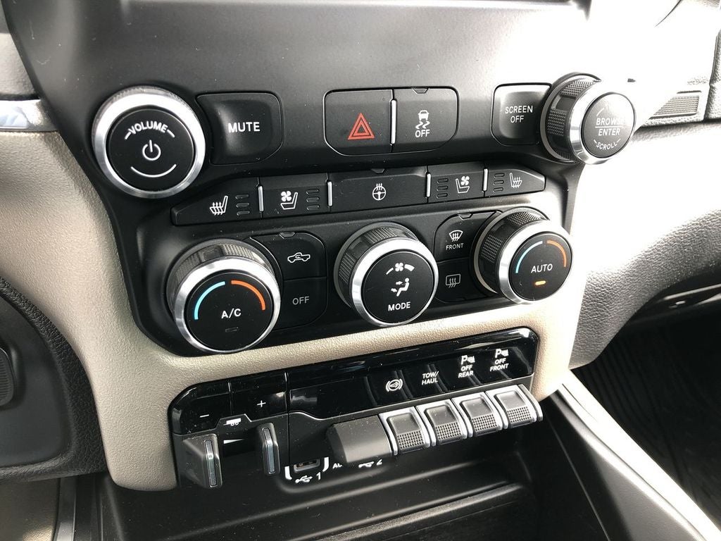 2021 RAM 3500 Laramie