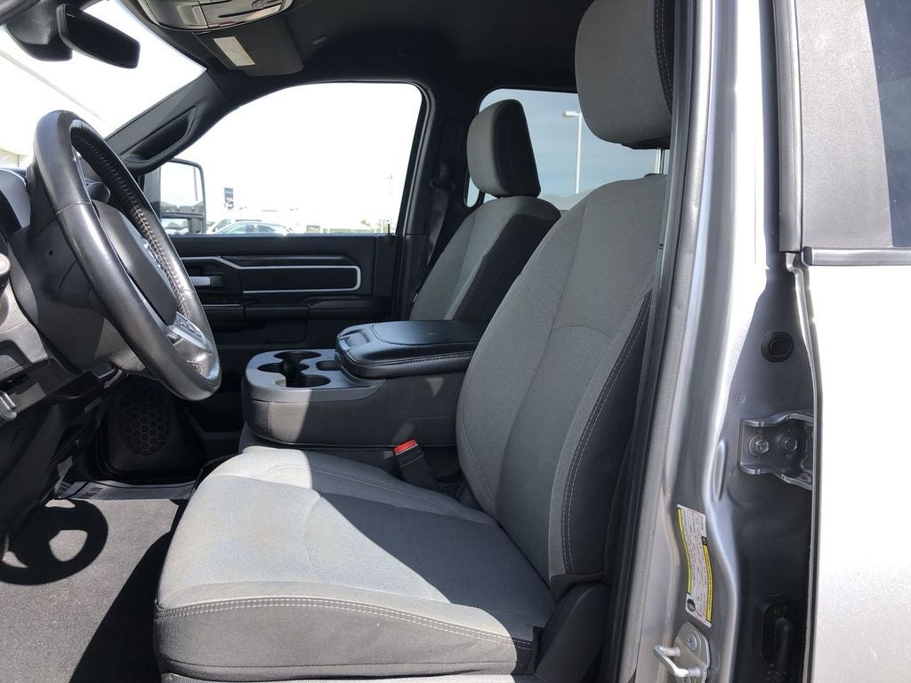 2024 RAM 3500 Big Horn Crew Cab 4x4 8' Box