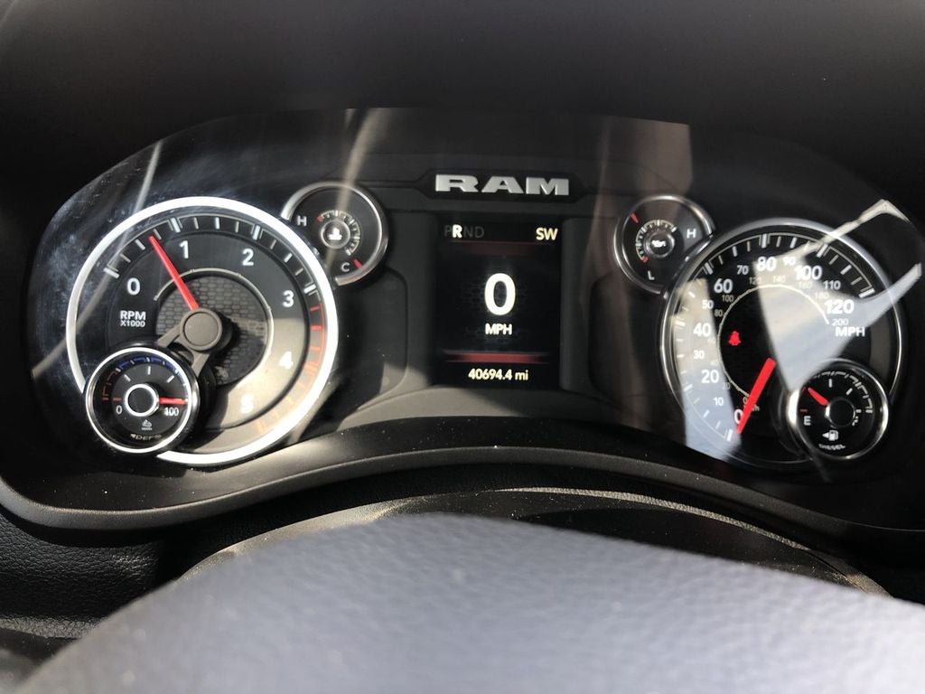 2024 RAM 3500 Big Horn Crew Cab 4x4 8' Box