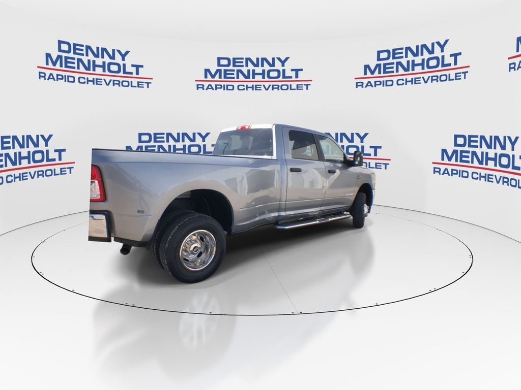 2024 RAM 3500 Big Horn Crew Cab 4x4 8' Box