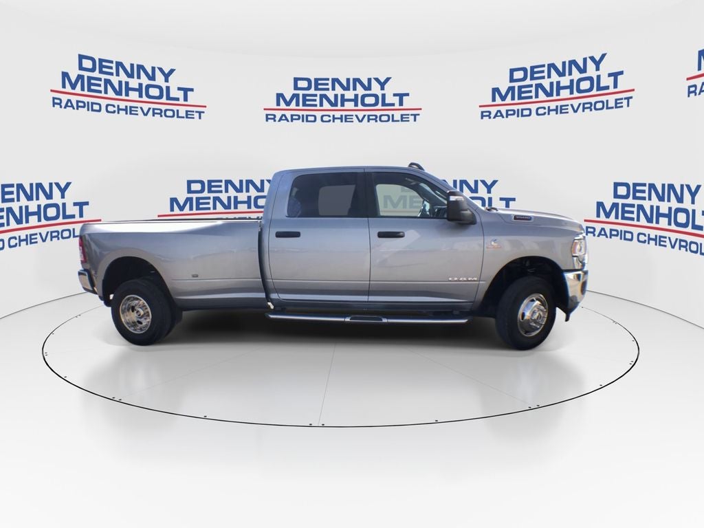 2024 RAM 3500 Big Horn Crew Cab 4x4 8' Box