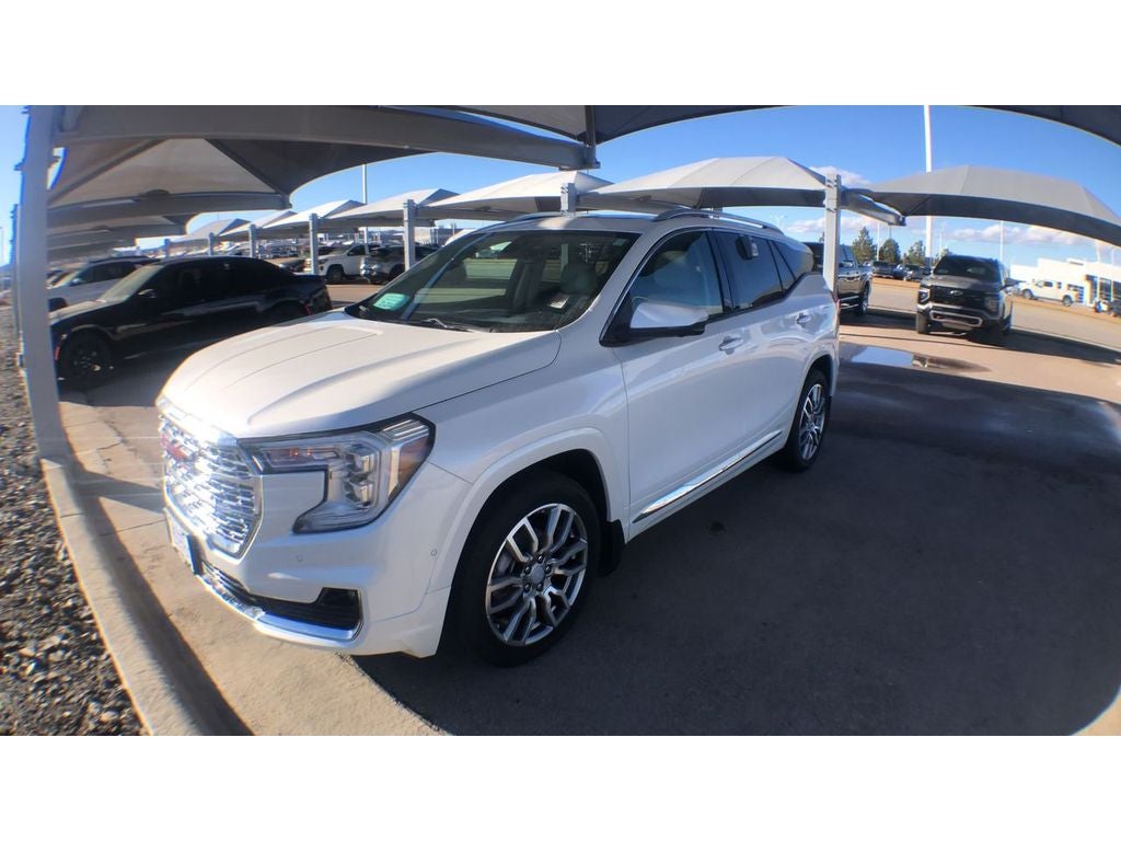 2023 GMC Terrain Denali