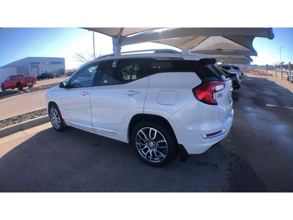 2023 GMC Terrain Denali