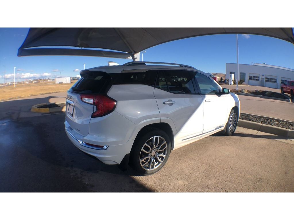 2023 GMC Terrain Denali