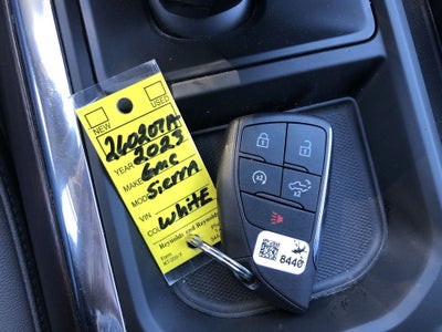 2023 GMC Sierra 1500 SLT