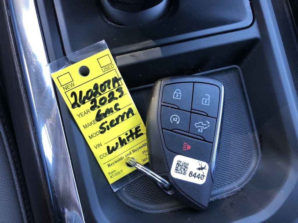 2023 GMC Sierra 1500 SLT