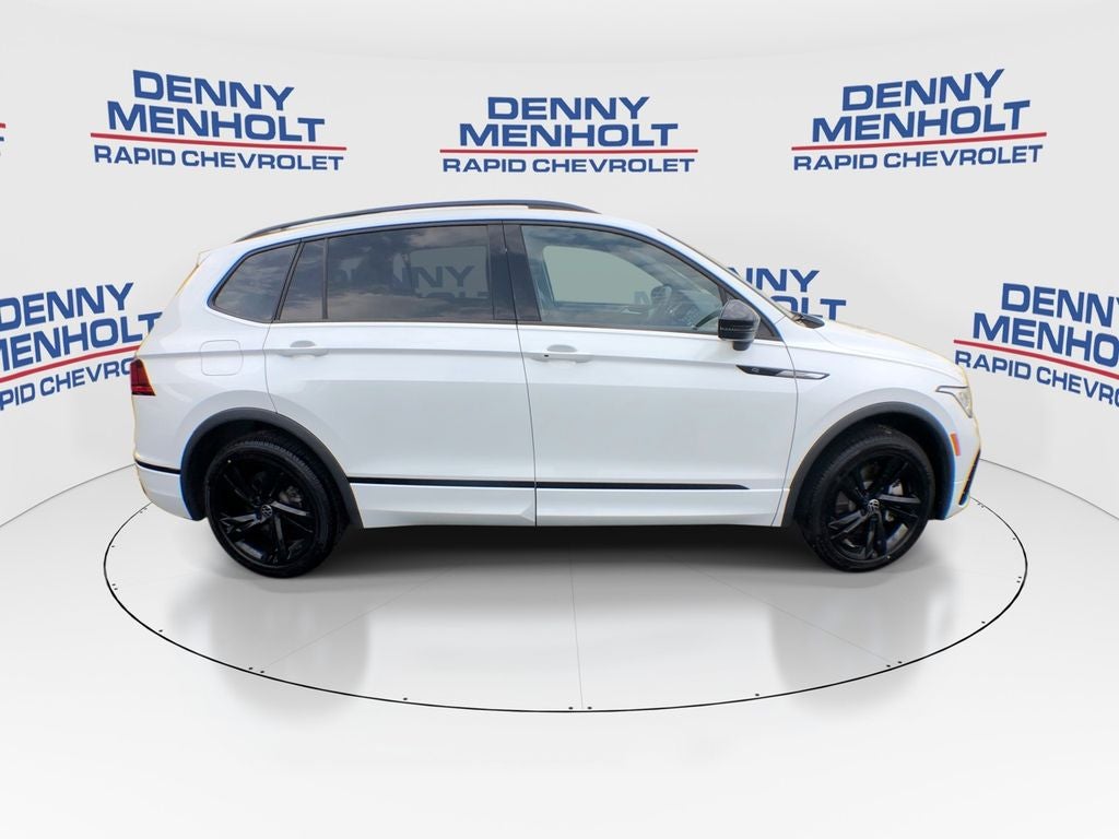 2024 Volkswagen Tiguan 2.0T SE R-Line Black