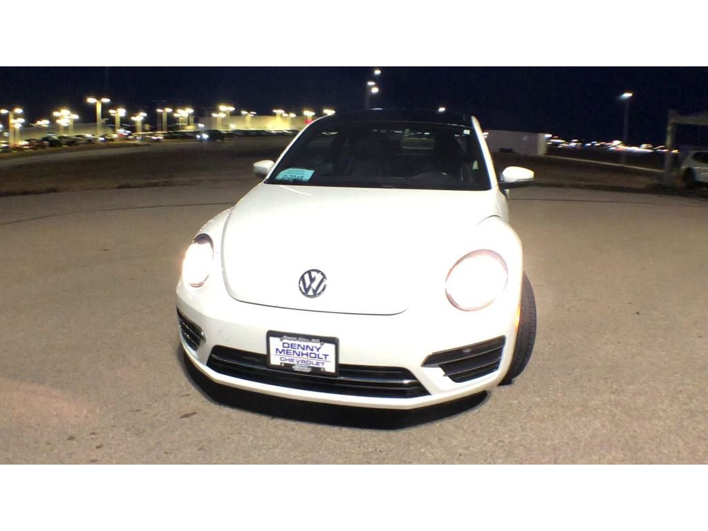 2018 Volkswagen Beetle SE