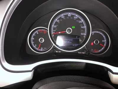 2018 Volkswagen Beetle SE