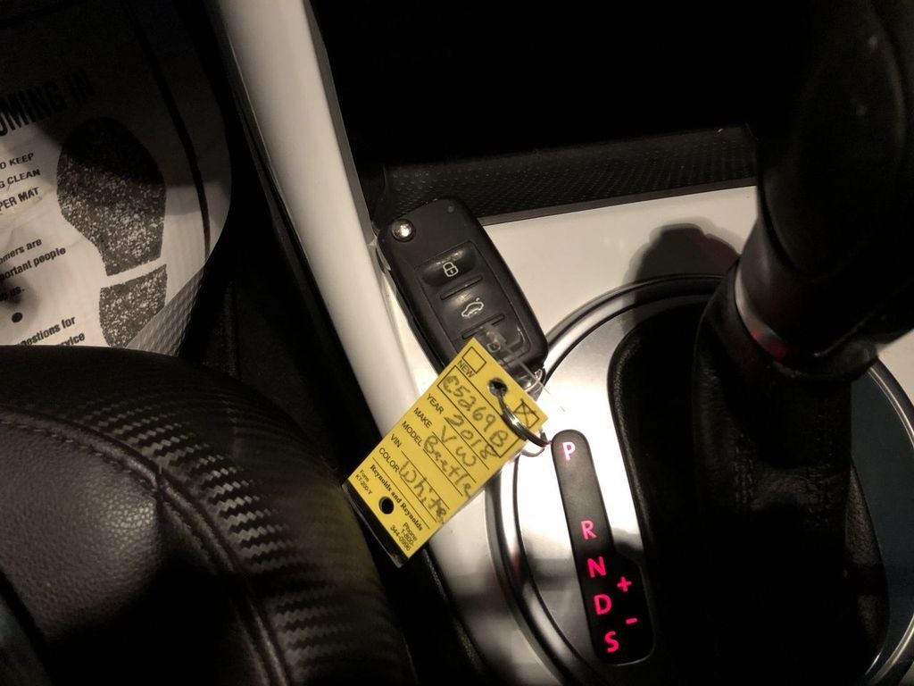 2018 Volkswagen Beetle SE