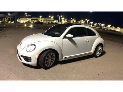 2018 Volkswagen Beetle SE