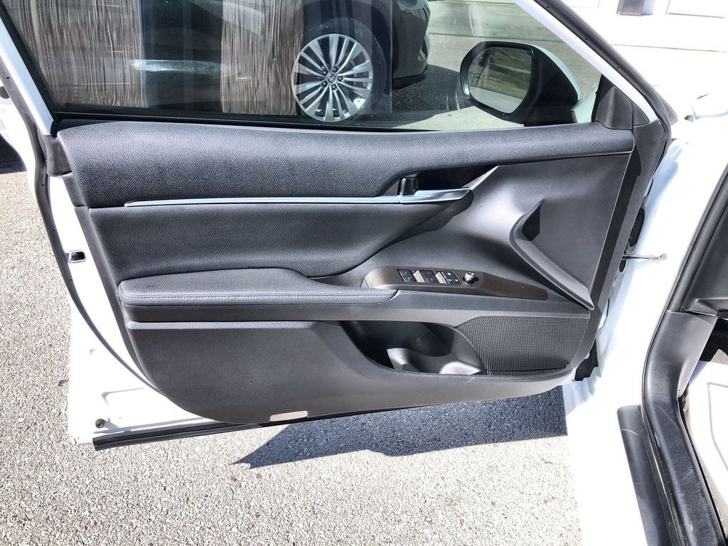 2021 Toyota Camry XLE Hybrid