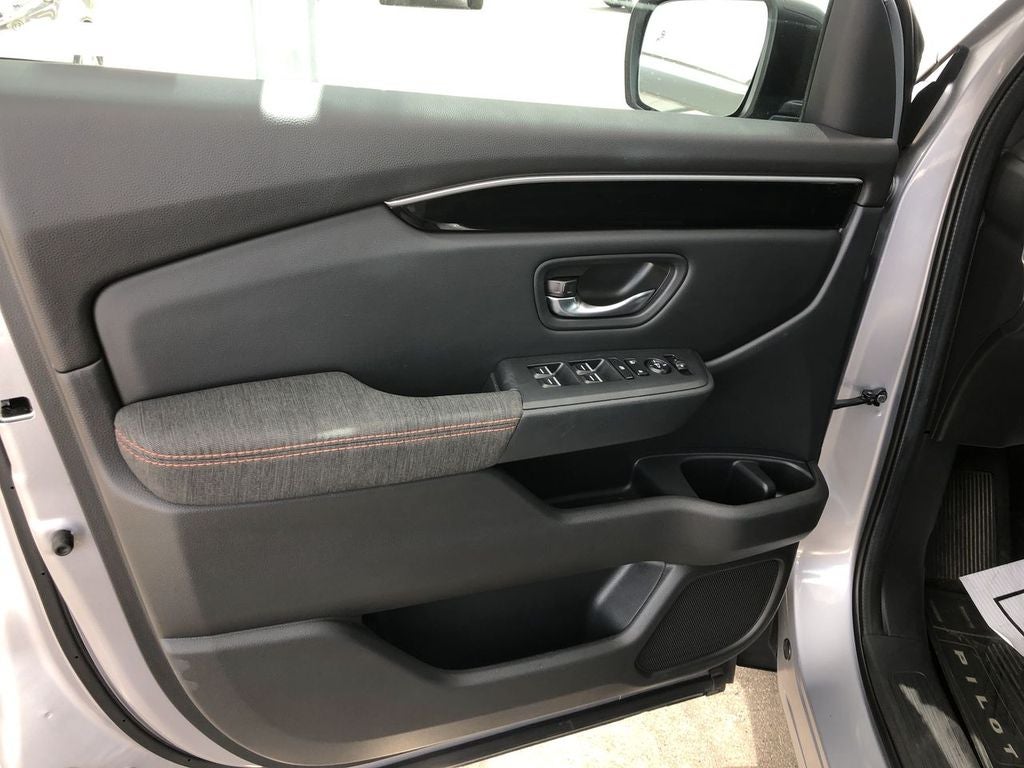 2023 Honda Pilot AWD Sport