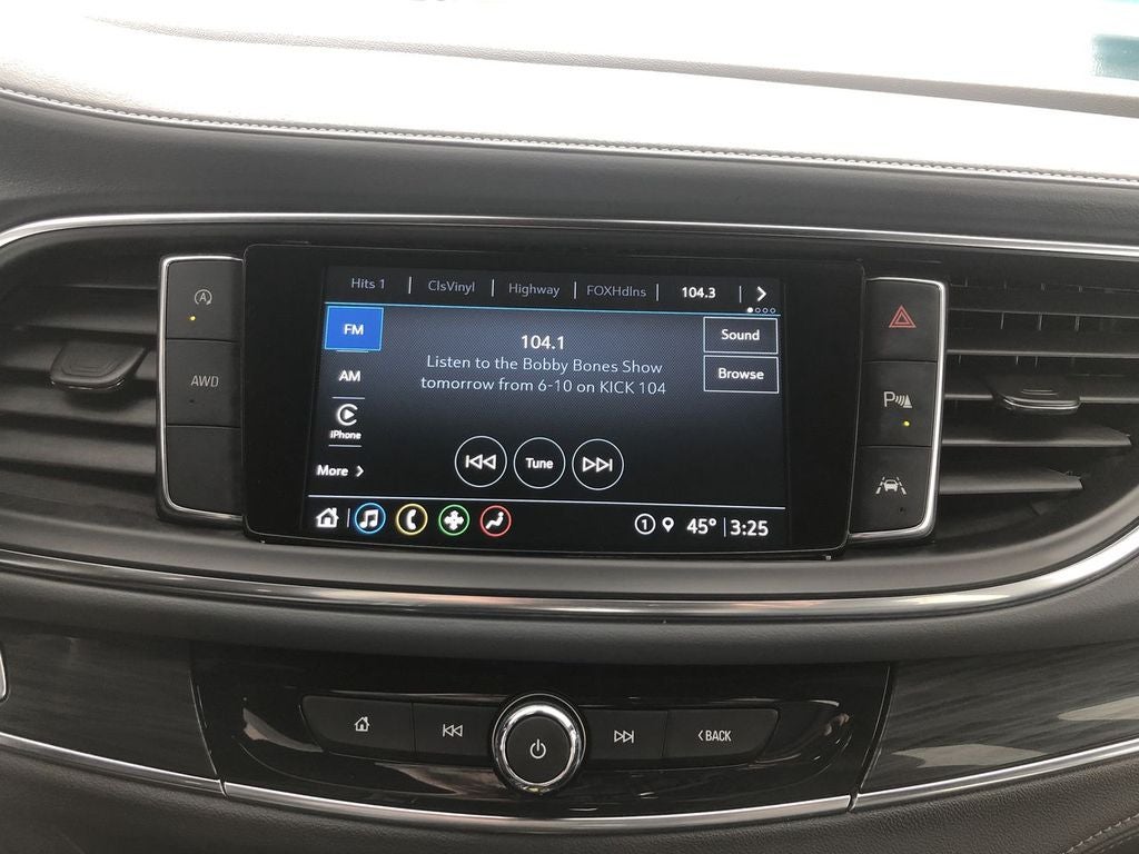 2023 Buick Enclave Essence