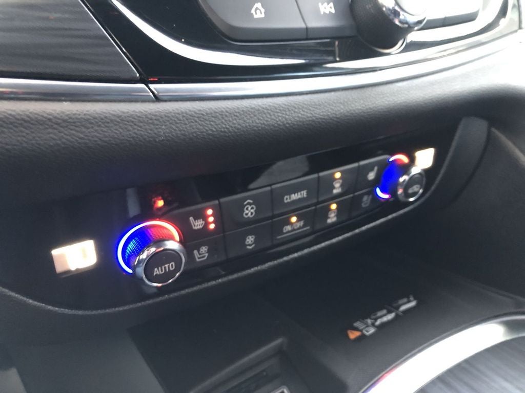 2024 Buick Enclave Premium