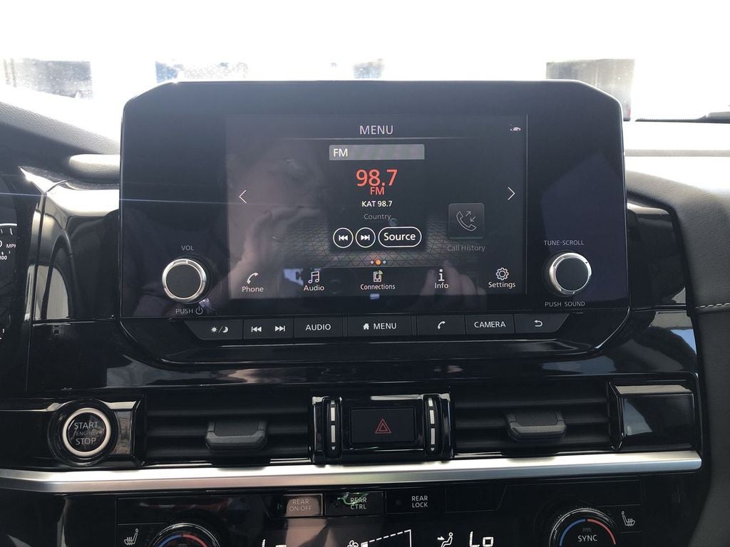 2022 Nissan Pathfinder SV 4WD