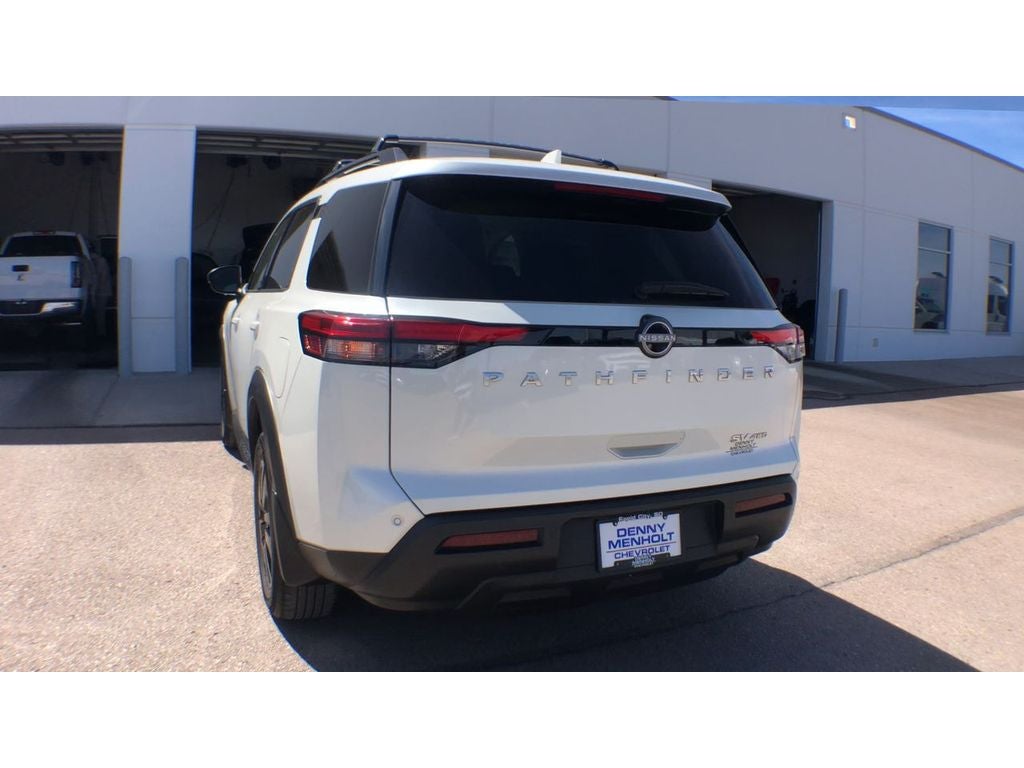 2022 Nissan Pathfinder SV 4WD