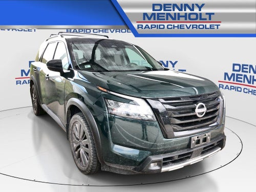2022 Nissan Pathfinder SL