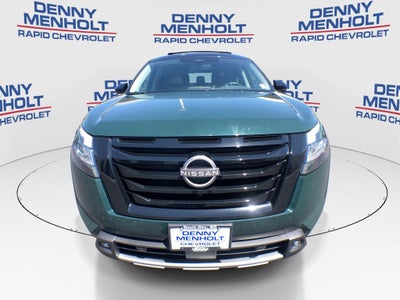 2022 Nissan Pathfinder SL
