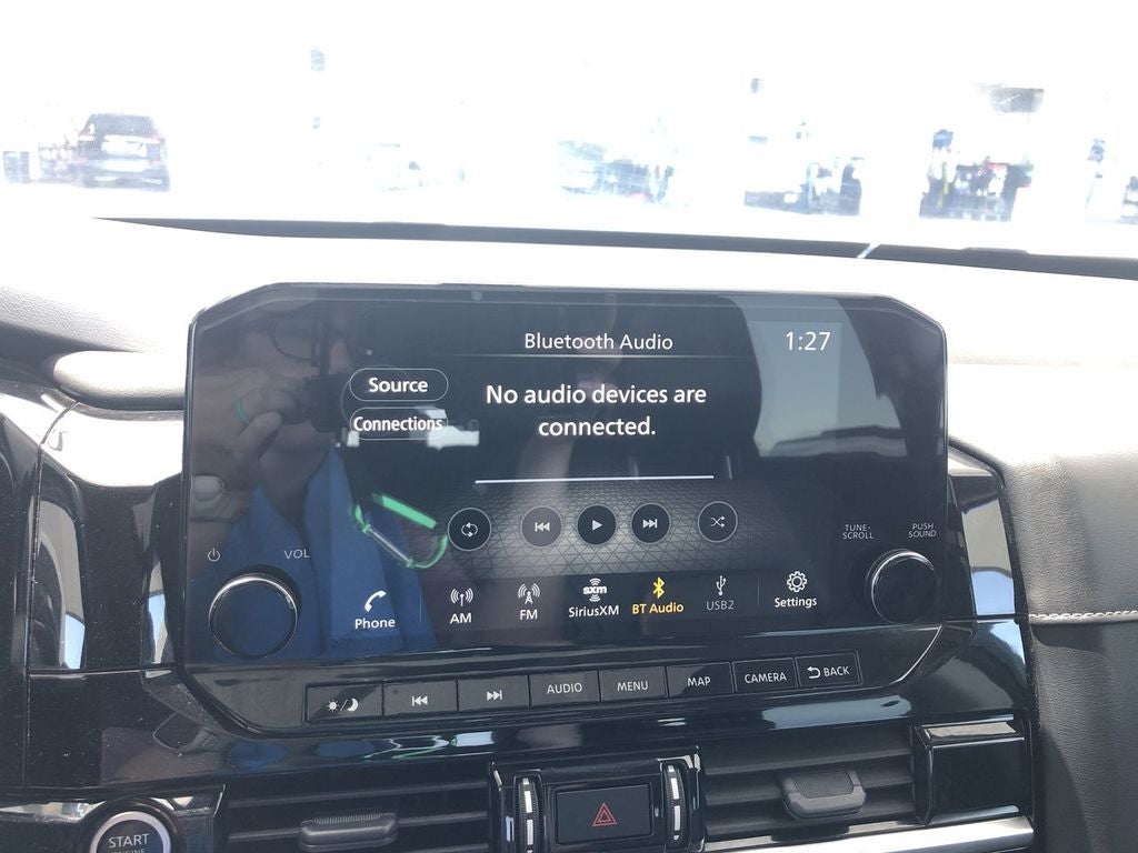 2022 Nissan Pathfinder SL