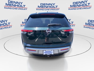 2022 Nissan Pathfinder SL