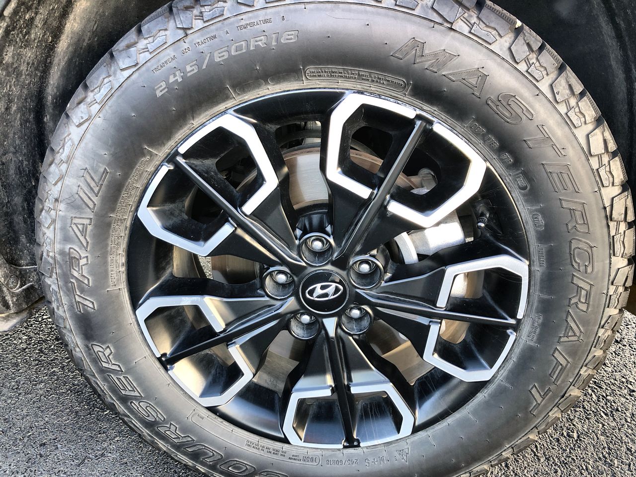 2024 Hyundai Santa Cruz SE