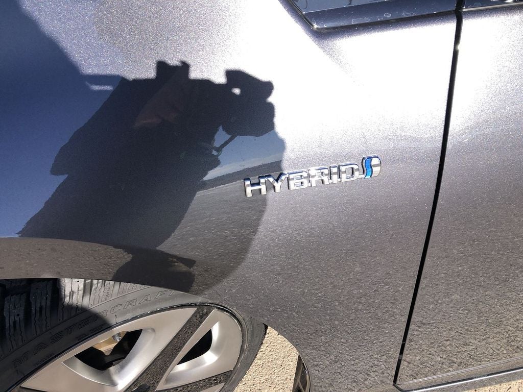 2020 Toyota Prius L Eco