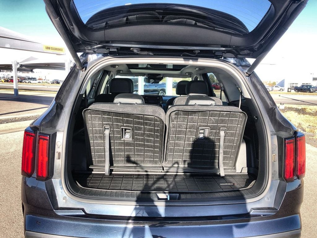 2022 Kia Sorento Plug-In Hybrid SX