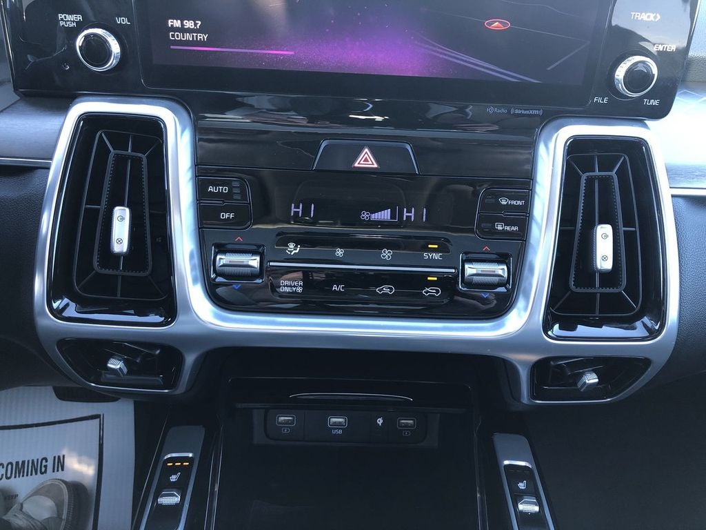 2022 Kia Sorento Plug-In Hybrid SX