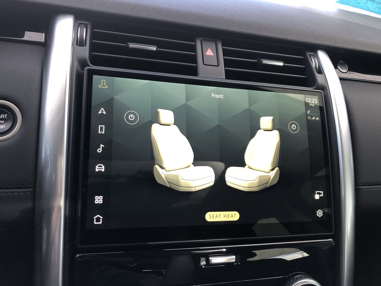 2024 Land Rover Discovery P300 S