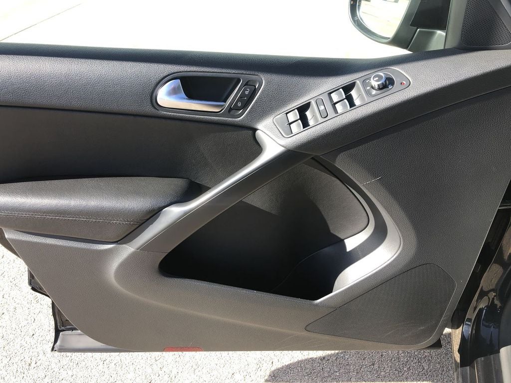 2014 Volkswagen Tiguan SE